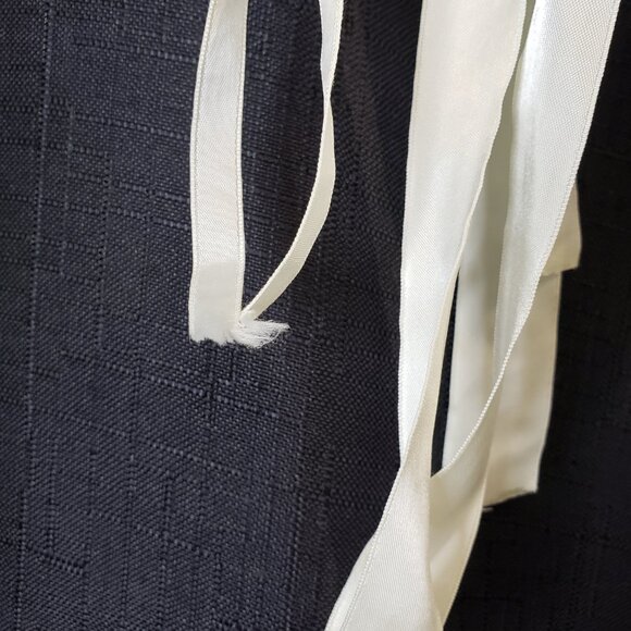 Beautiful Vintage White Lace Baby Christening Gown 3pc Set with Cap Newborn - Picture 11 of 11